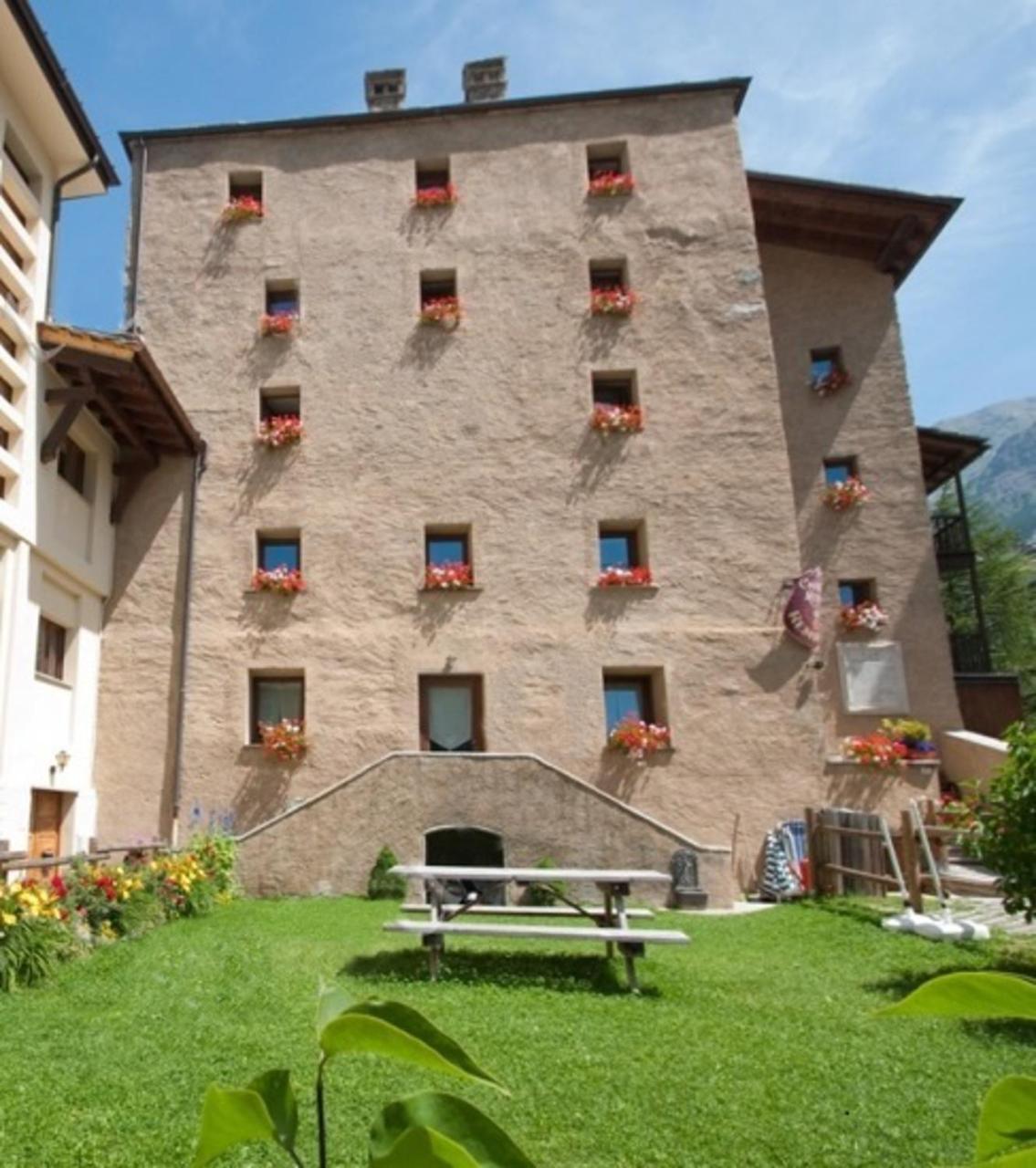 Residence Chateau Royal Cogne Exterior foto
